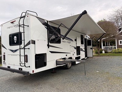 2023 COACHMEN FREELANDER photo 24