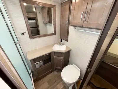 2021 Winnebago Vista photo 42