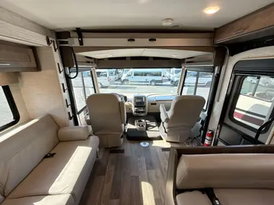 2021 Winnebago Vista photo 11
