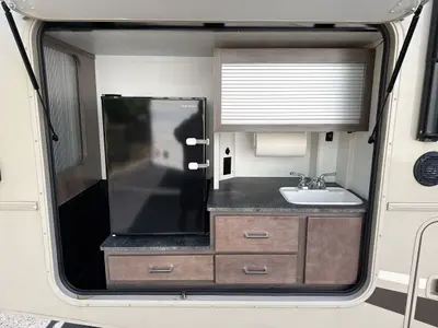 2021 Winnebago Vista photo 24