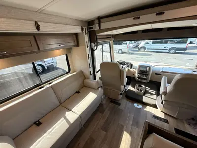 2021 Winnebago Vista photo 18