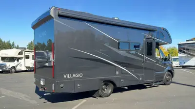 2027 Renegade Villagio photo 4