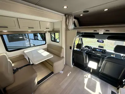 2027 Renegade Villagio photo 18