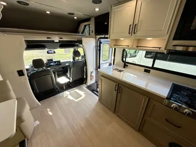 2027 Renegade Villagio photo 12