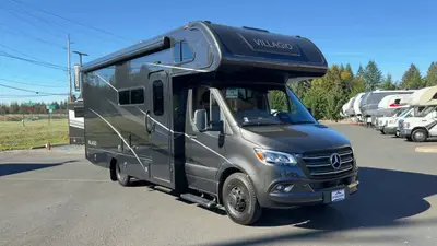 2027 Renegade Villagio photo 6