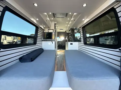 2025 Pleasure Way Plateau photo 32