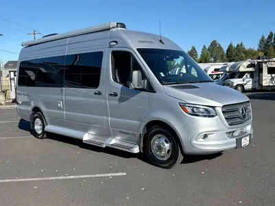 Used 2025 Pleasure Way Plateau TW