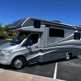 2021 DYNAMAX CORP ISATA 3 SERIES exterior