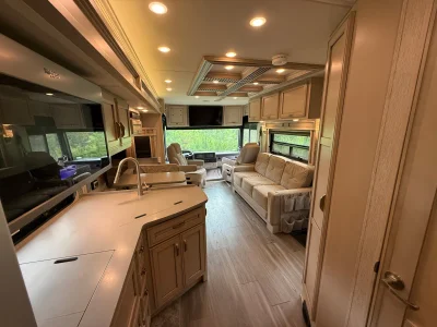2022 NEWMAR CANYON STAR photo 2