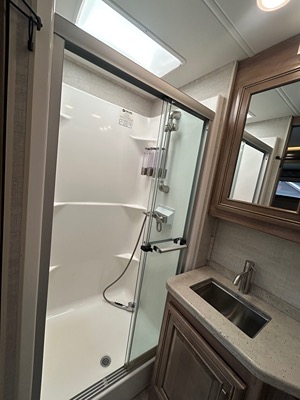 2021 JAYCO SENECA photo 9