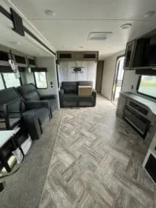 2023 FOREST RIVER PUMA photo 6