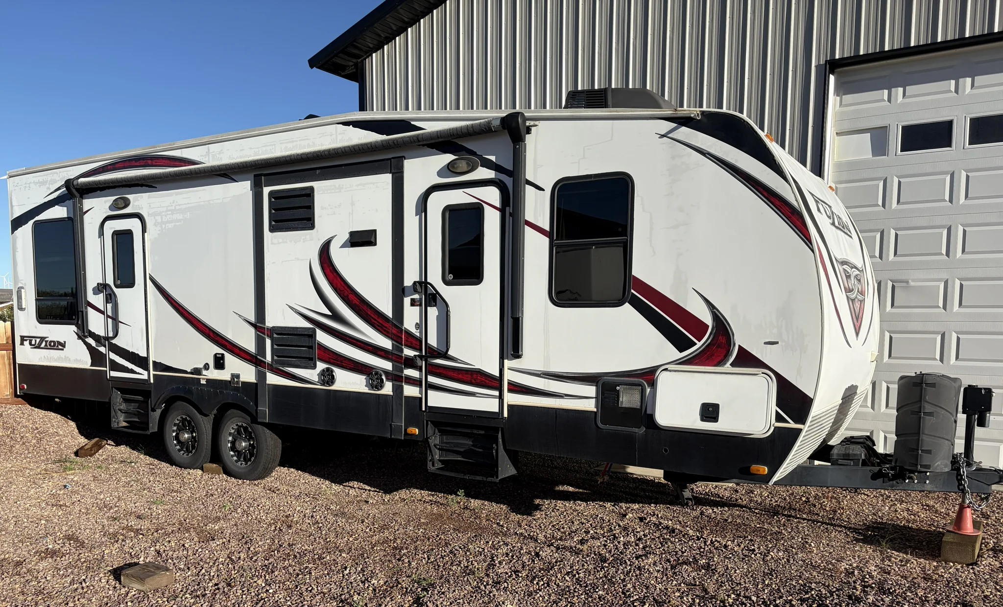 2014 KEYSTONE FUZION exterior