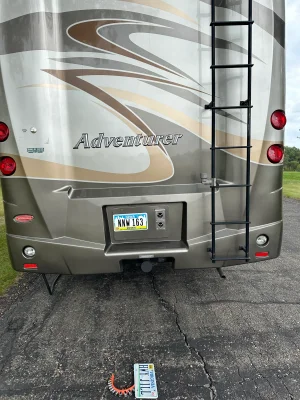 2012 WINNEBAGO ADVENTURER photo 4