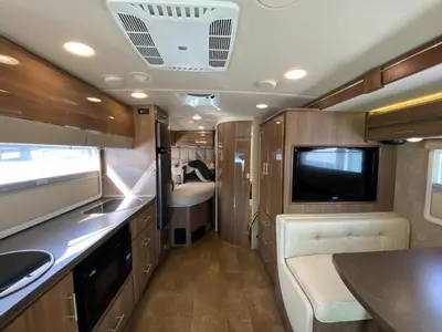 2016 Winnebago Via photo 16