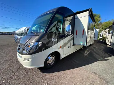 2016 Winnebago Via photo 4