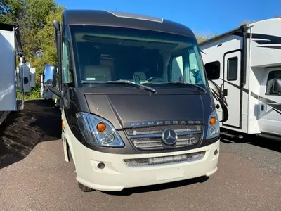 2016 Winnebago Via photo 3