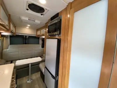 2019 Coachmen Beyond photo 20
