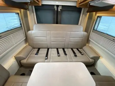 2019 Coachmen Beyond photo 28
