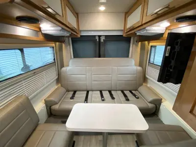 2019 Coachmen Beyond photo 25