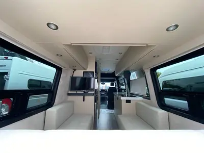 2023 Pleasure Way Plateau photo 9
