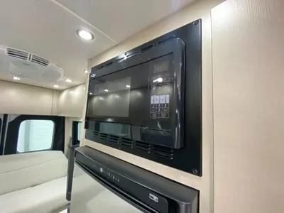 2023 Pleasure Way Plateau photo 21