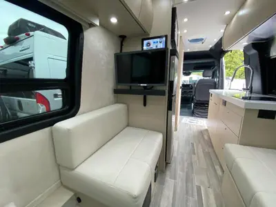 2023 Pleasure Way Plateau photo 27