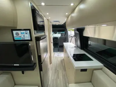 2023 Pleasure Way Plateau photo 30