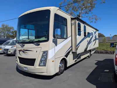 2021 Thor Motor Coach Freedom Traveler photo 4