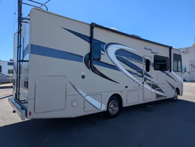 2021 Thor Motor Coach Freedom Traveler photo 6