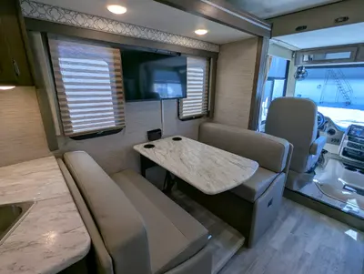 2021 Thor Motor Coach Freedom Traveler photo 20