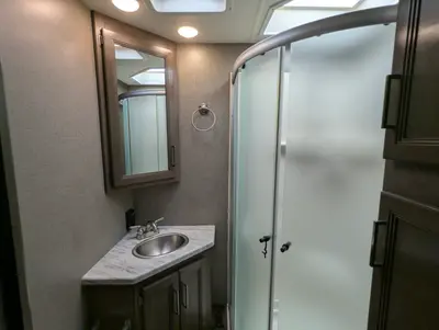 2021 Thor Motor Coach Freedom Traveler photo 22