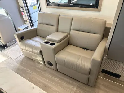 2027 Entegra Coach Odyssey photo 25