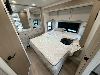 2027 Entegra Coach Odyssey photo 36