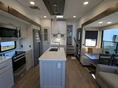 2027 Alliance RV Avenue photo 27