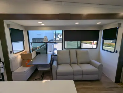 2027 Alliance RV Avenue photo 24