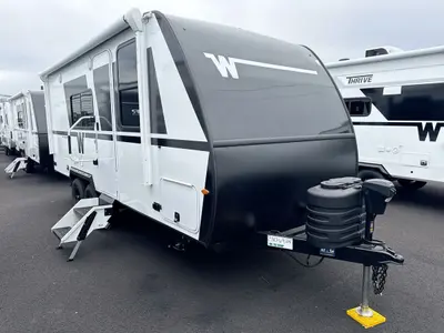New 2027 Winnebago Micro Minnie 2108FBS