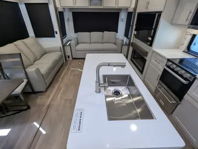 2027 Alliance RV Avenue photo 21