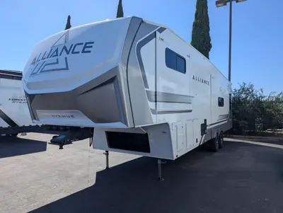 2027 Alliance RV Avenue photo 4