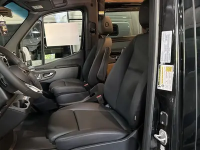 2027 Storyteller Overland Darkmode photo 20