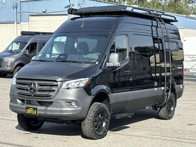 2027 Storyteller Overland Darkmode photo 5