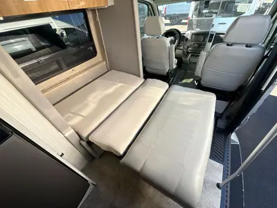 2017 Winnebago Era photo 32