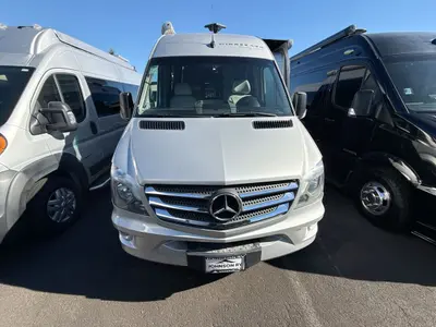 2017 Winnebago Era photo 4