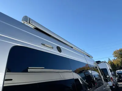 2017 Winnebago Era photo 12
