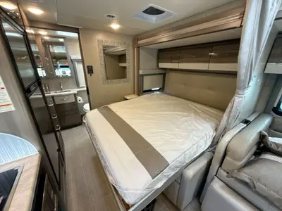 2021 Thor Motor Coach Tiburon photo 46