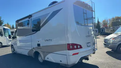 2017 Leisure Travel Unity photo 10
