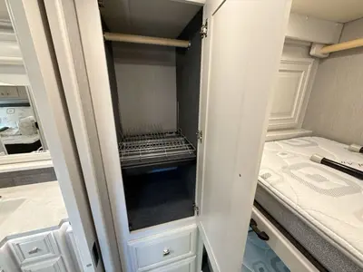 2022 Fleetwood Discovery photo 48