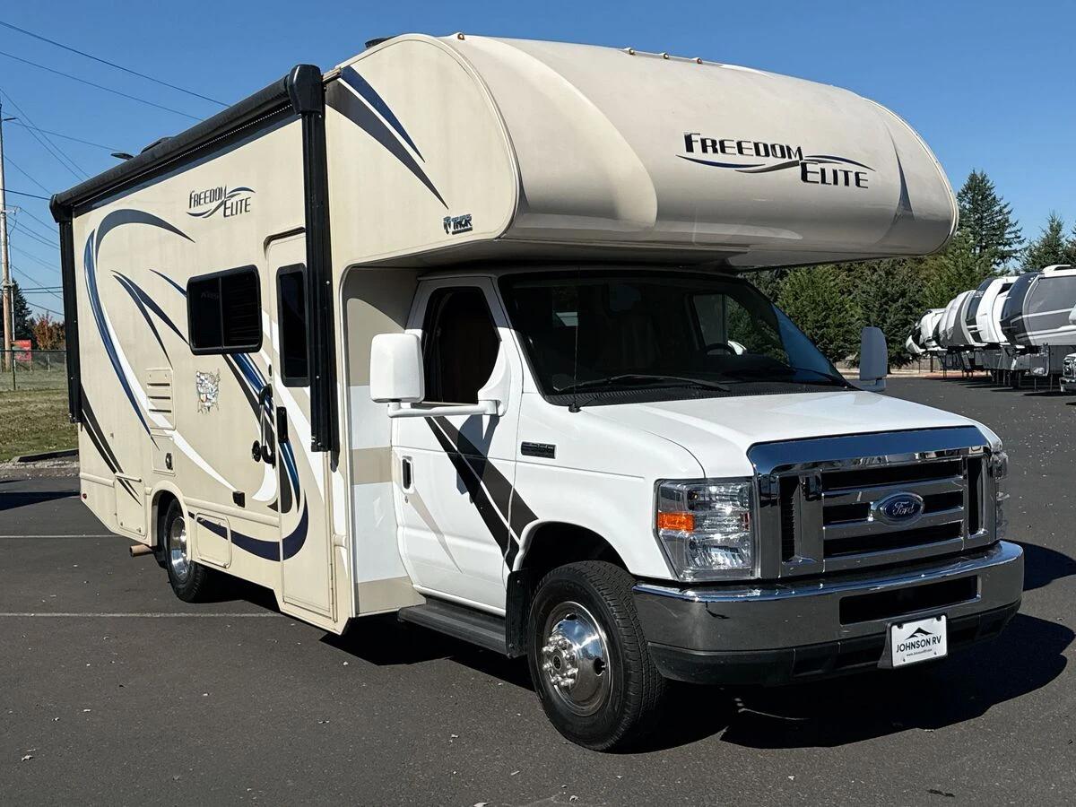 2019 Thor Motor Coach Freedom Elite exterior