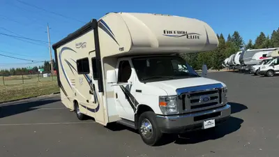 2019 Thor Motor Coach Freedom Elite photo 6