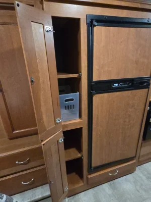 2017 WINNEBAGO VISTA photo 19