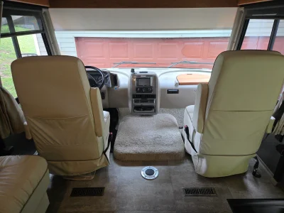 2017 WINNEBAGO VISTA photo 4